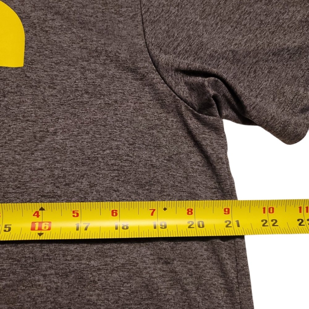 The North Face Men's T-shirt - Picture 3 of 7